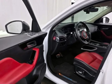 2019 Jaguar F-Pace с пробегом 78 084 км