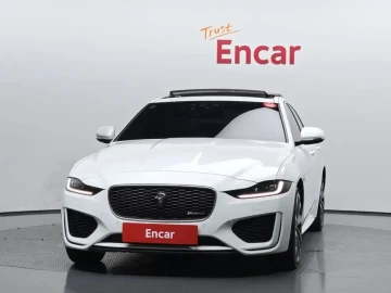 2020 Jaguar XE с пробегом 27 821 км