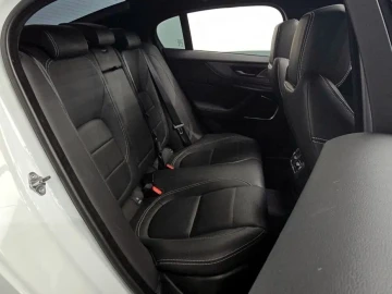 2020 Jaguar XE с пробегом 27 821 км