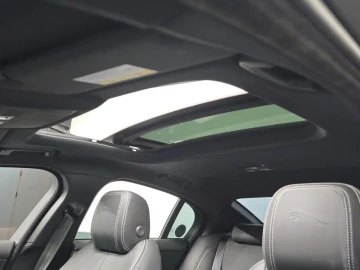 2020 Jaguar XE с пробегом 27 821 км