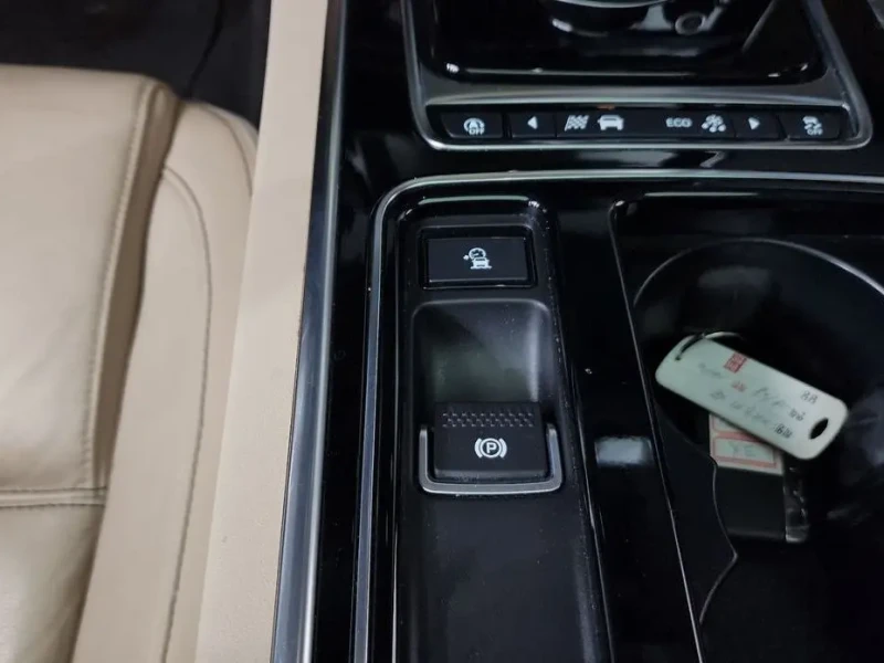 2018 Jaguar XE с пробегом 92 685 км