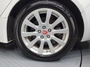 2018 Jaguar XE с пробегом 92 685 км