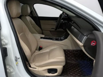 2018 Jaguar XF с пробегом 103 773 км