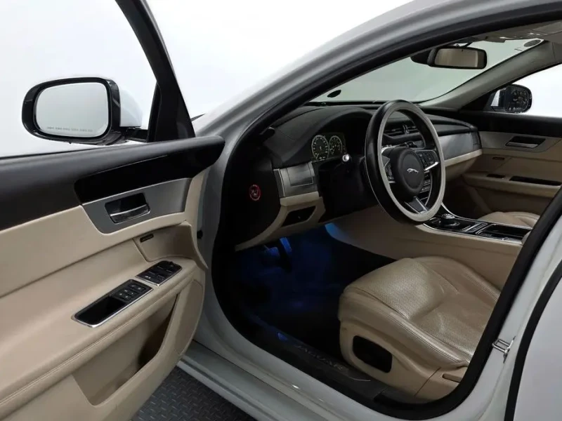 2018 Jaguar XF с пробегом 103 773 км