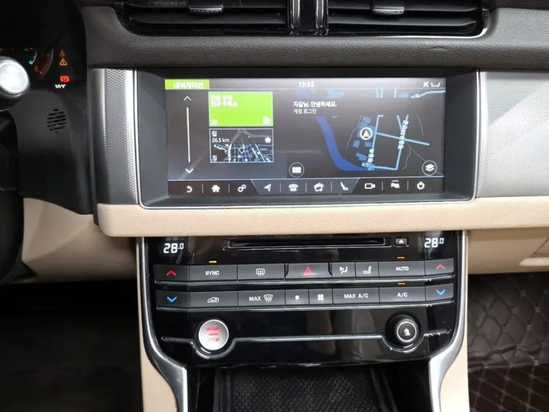 2018 Jaguar XF с пробегом 103 773 км