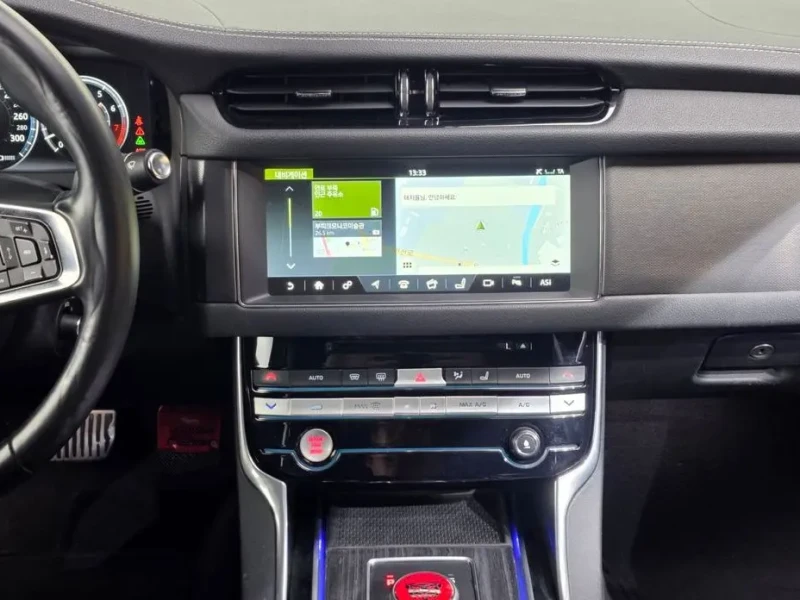 2017 Jaguar XF с пробегом 92 178 км
