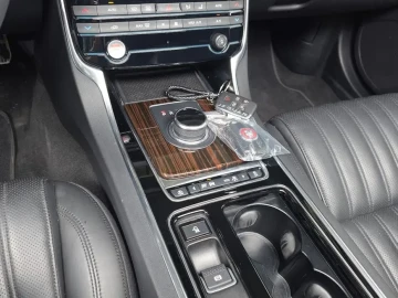 2019 Jaguar XF с пробегом 46 355 км