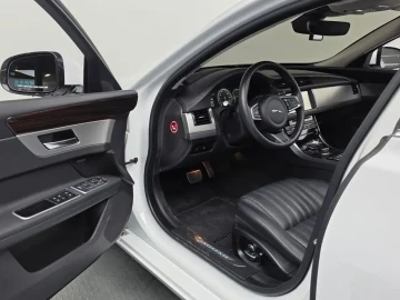 2019 Jaguar XF с пробегом 46 355 км