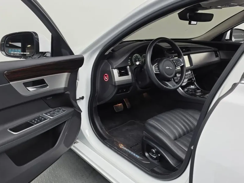 2019 Jaguar XF с пробегом 46 355 км
