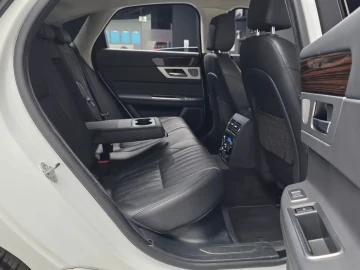 2019 Jaguar XF с пробегом 46 355 км