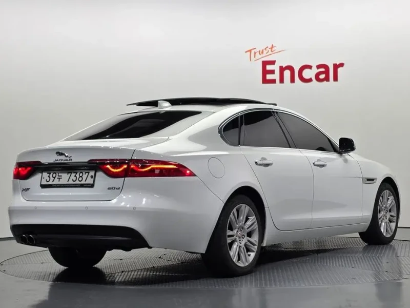 2018 Jaguar XF с пробегом 75 654 км