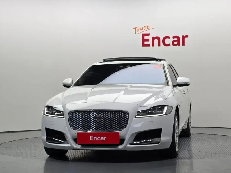 2018 Jaguar XF с пробегом 75 654 км