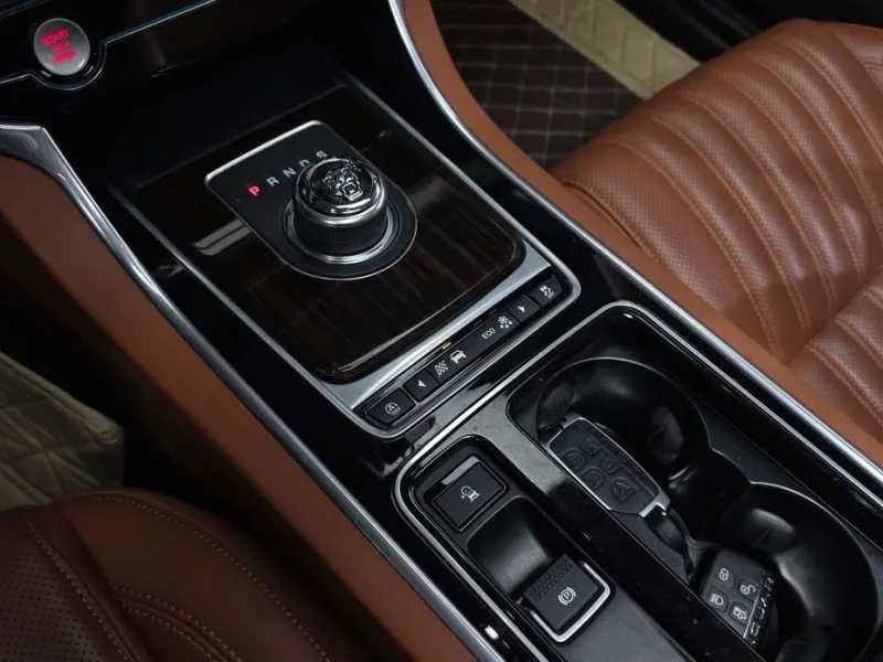 2018 Jaguar XF с пробегом 75 654 км