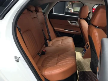 2018 Jaguar XF с пробегом 75 654 км