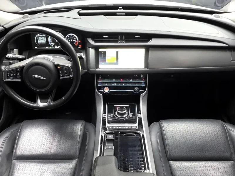 2018 Jaguar XF с пробегом 90 791 км