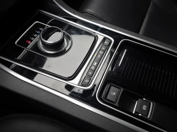 2018 Jaguar XF с пробегом 90 791 км