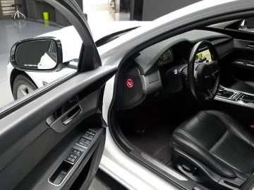 2018 Jaguar XF с пробегом 90 791 км