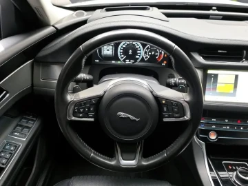 2018 Jaguar XF с пробегом 90 791 км