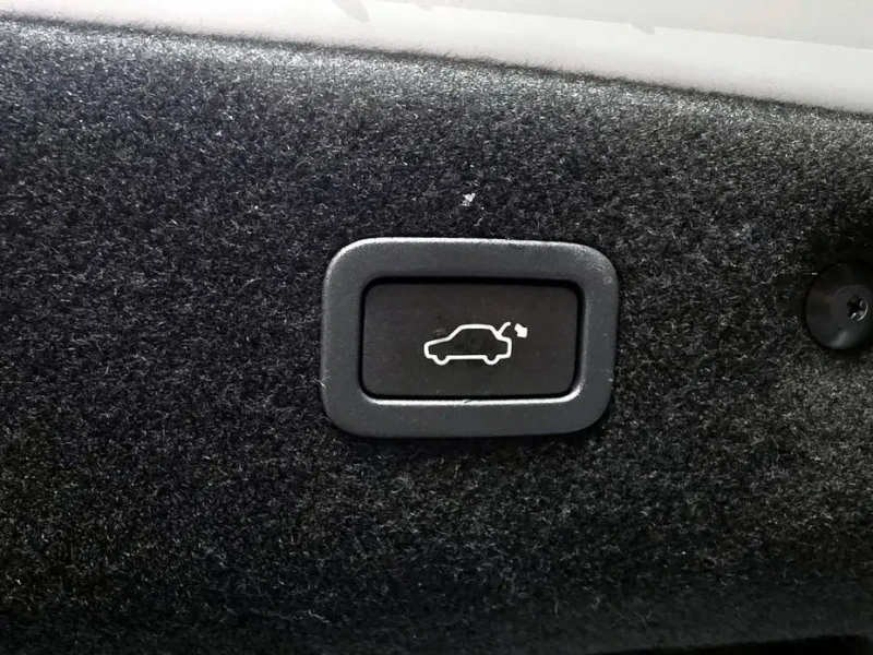 2018 Jaguar XF с пробегом 90 791 км