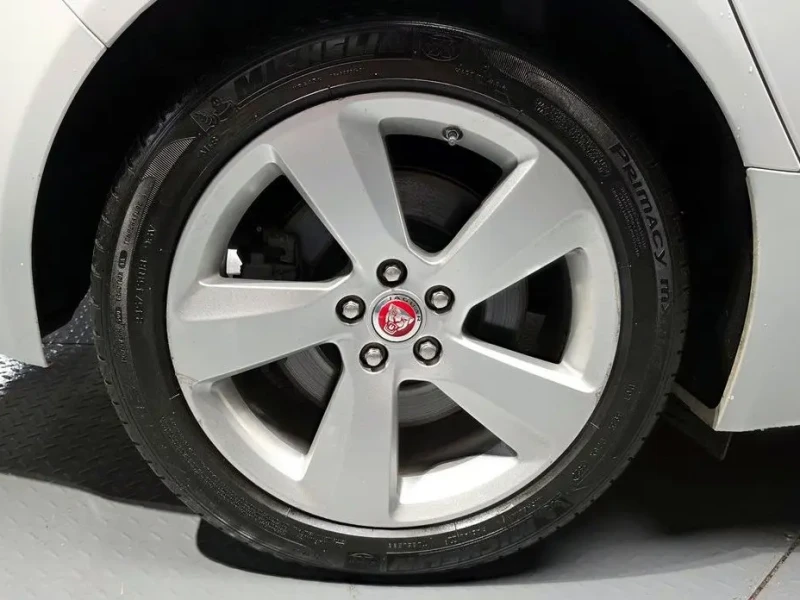 2018 Jaguar XF с пробегом 90 791 км
