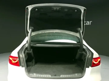 2018 Jaguar XF с пробегом 90 791 км