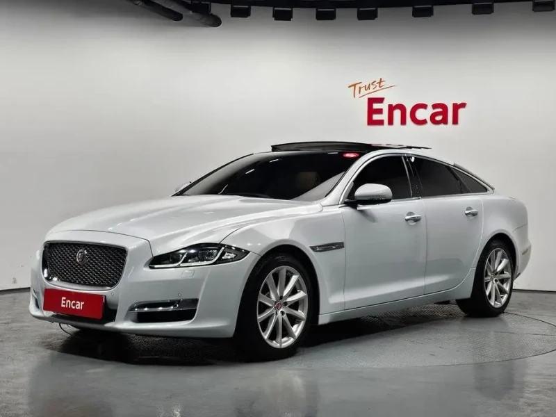 2017 Jaguar XJ с пробегом 109 406 км