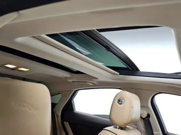2017 Jaguar XJ с пробегом 109 406 км