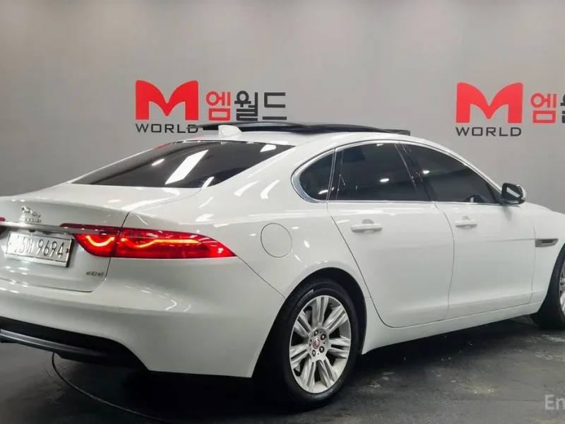 2017 Jaguar XF с пробегом 139 671 км