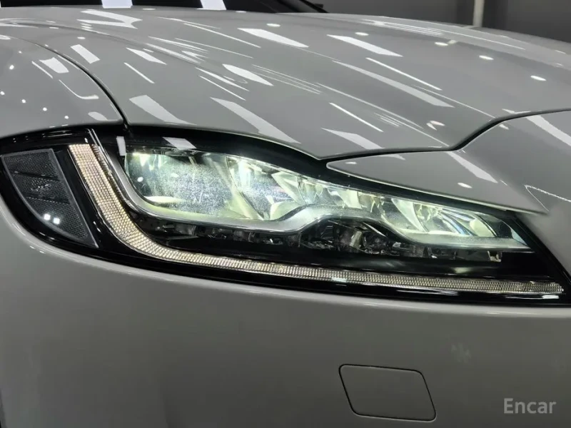 2017 Jaguar XF с пробегом 139 671 км