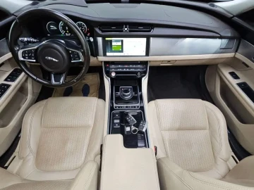 2018 Jaguar XF с пробегом 138 719 км