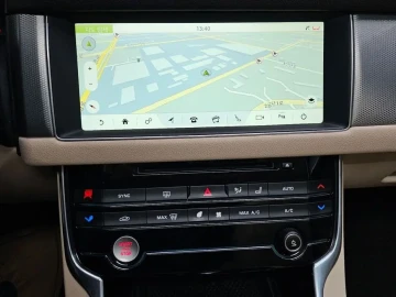 2018 Jaguar XF с пробегом 138 719 км