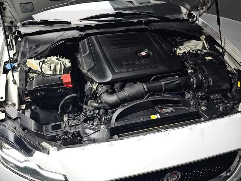 2016 Jaguar XF с пробегом 125 138 км