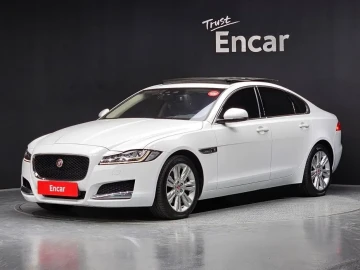 2016 Jaguar XF с пробегом 125 138 км