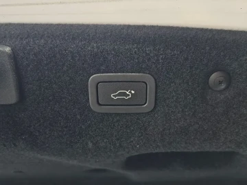 2016 Jaguar XF с пробегом 125 138 км