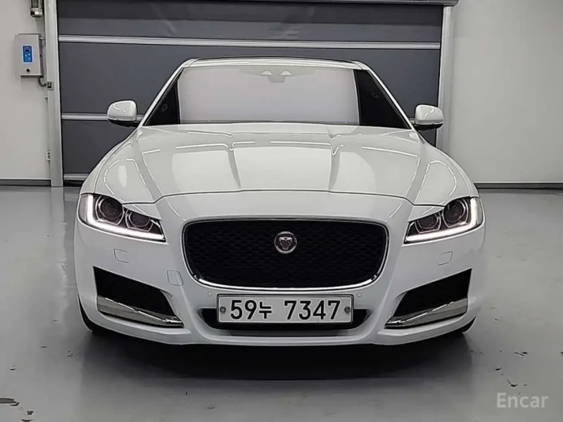 2017 Jaguar XF с пробегом 113 116 км