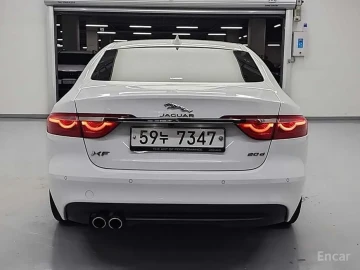 2017 Jaguar XF с пробегом 113 116 км
