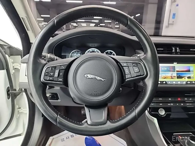 2017 Jaguar XF с пробегом 113 116 км