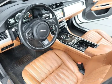 2017 Jaguar XF с пробегом 266 140 км