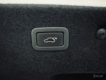 2018 Jaguar XF с пробегом 98 015 км