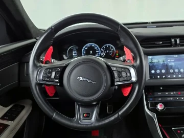 2017 Jaguar XF с пробегом 70 681 км
