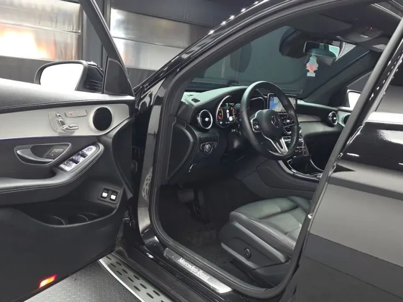 2021 Mercedes-Benz GLC с пробегом 51 448 км