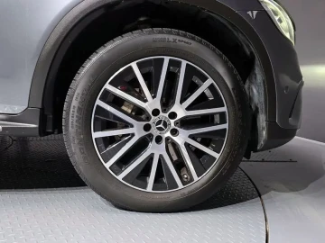 2021 Mercedes-Benz GLC с пробегом 102 559 км