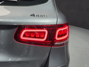 2021 Mercedes-Benz GLC с пробегом 102 559 км