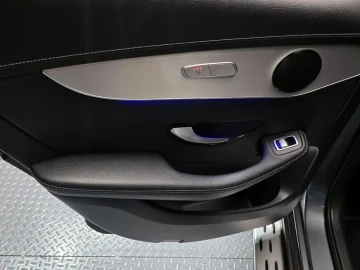 2021 Mercedes-Benz GLC с пробегом 102 559 км