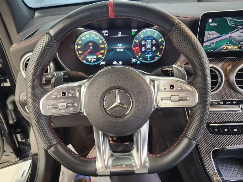 2022 Mercedes-Benz GLC с пробегом 52 700 км