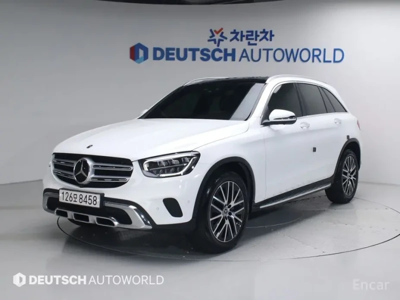 2022 Mercedes-Benz GLC с пробегом 61 462 км