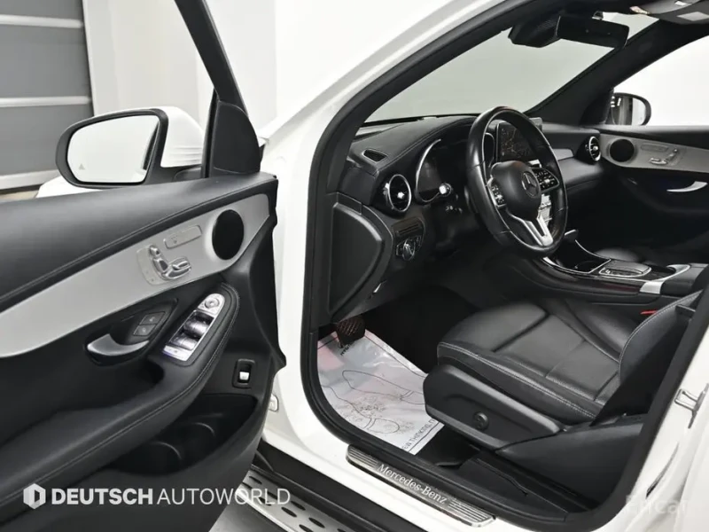 2022 Mercedes-Benz GLC с пробегом 61 462 км