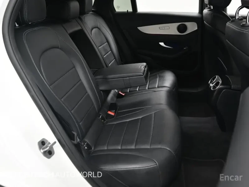 2022 Mercedes-Benz GLC с пробегом 61 462 км