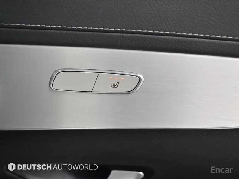 2022 Mercedes-Benz GLC с пробегом 61 462 км