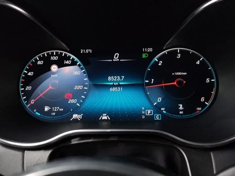 2021 Mercedes-Benz GLC с пробегом 68 531 км